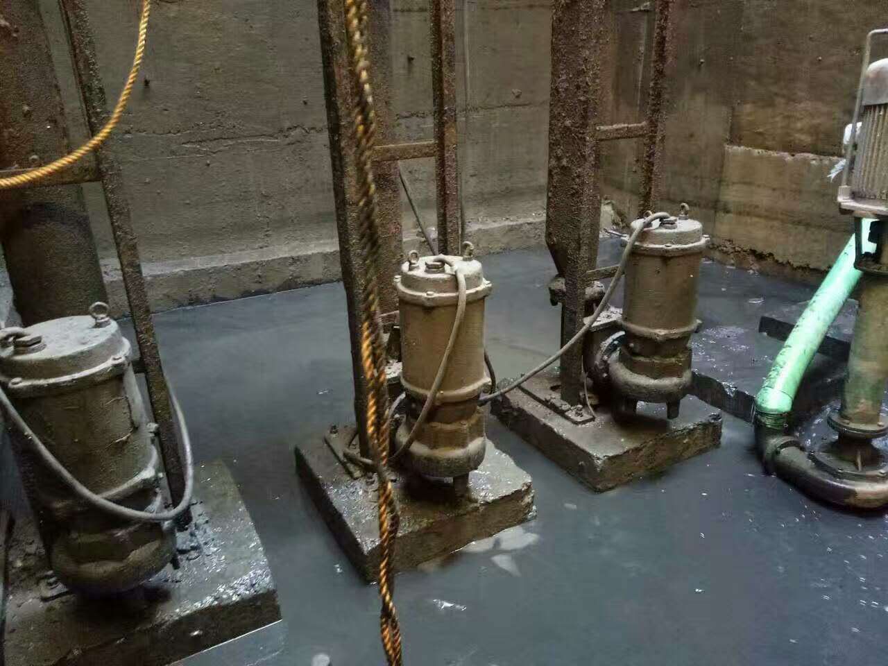 代县污水池清理